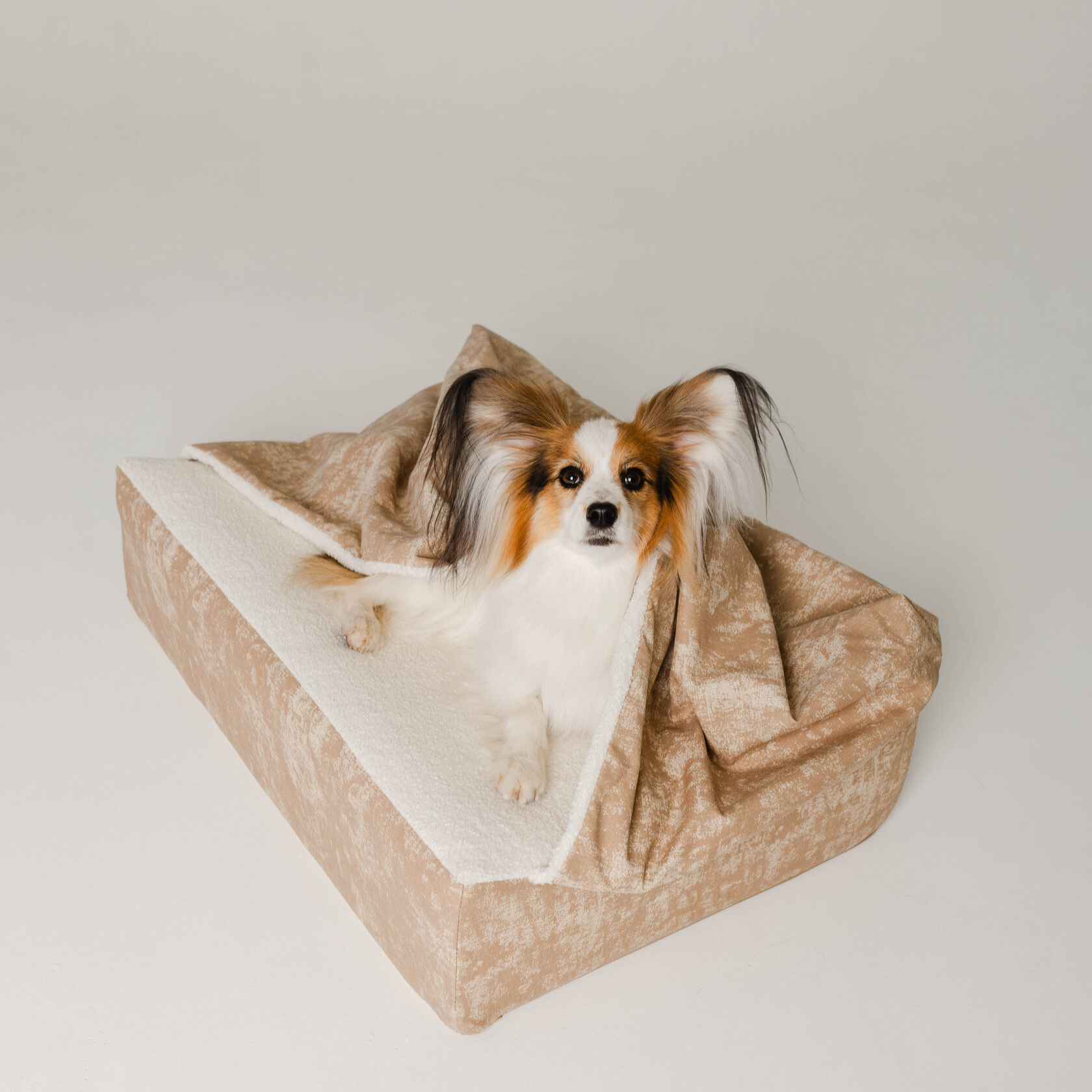 Бежевая лежанка Chilldog Норка